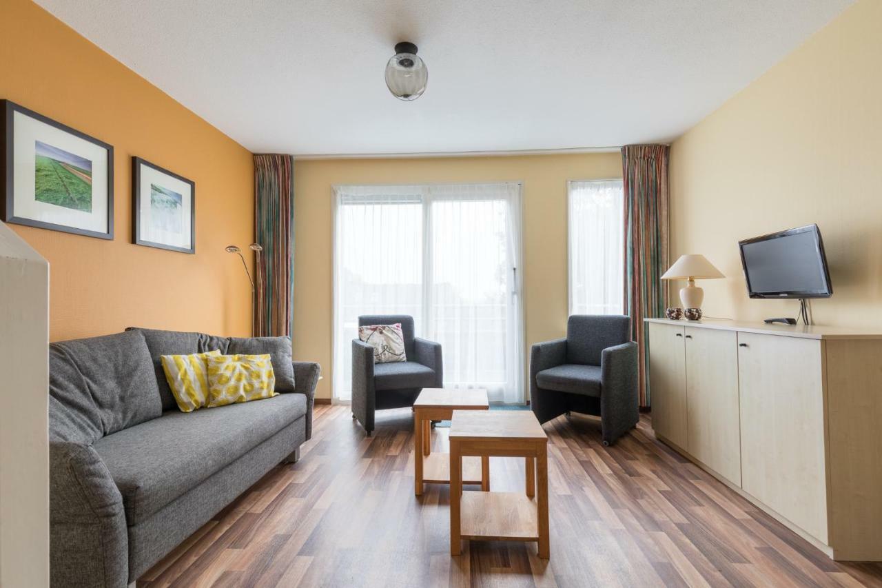 הולום Appartement De Vrijbuiter, Resort Amelander Kaap מראה חיצוני תמונה